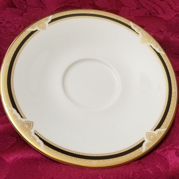 Royal Doulton Andover 5 pc Place Setting Elegant English Fine Bone China - Picture 6 of 12